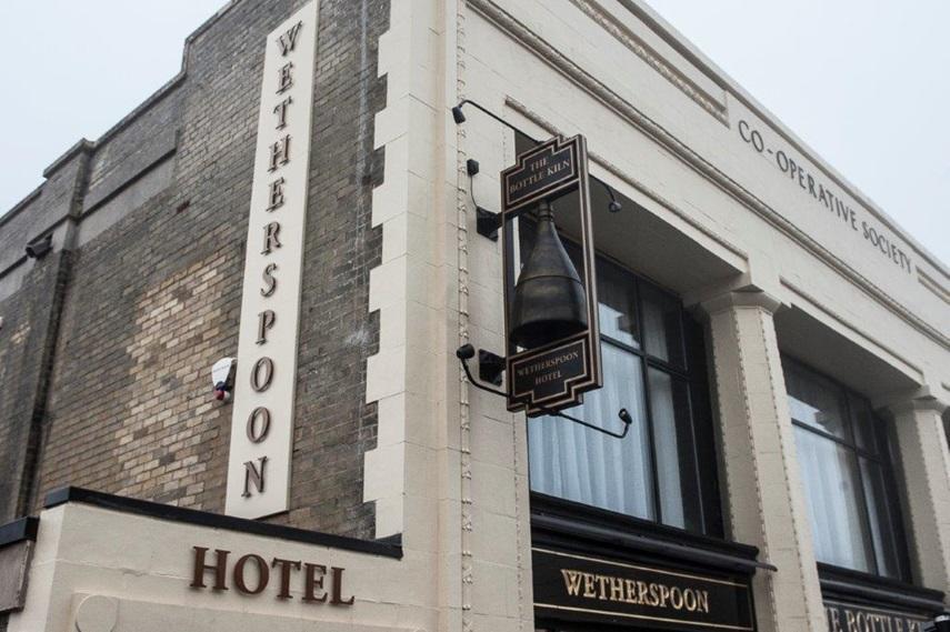 מלון הארוויץ' The Bottle Kiln Wetherspoon מראה חיצוני תמונה