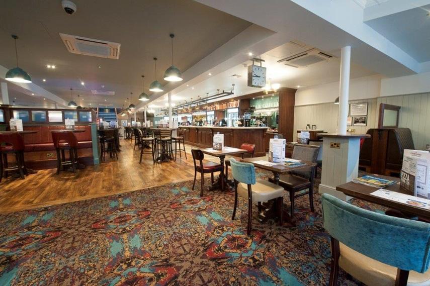 מלון הארוויץ' The Bottle Kiln Wetherspoon מראה חיצוני תמונה